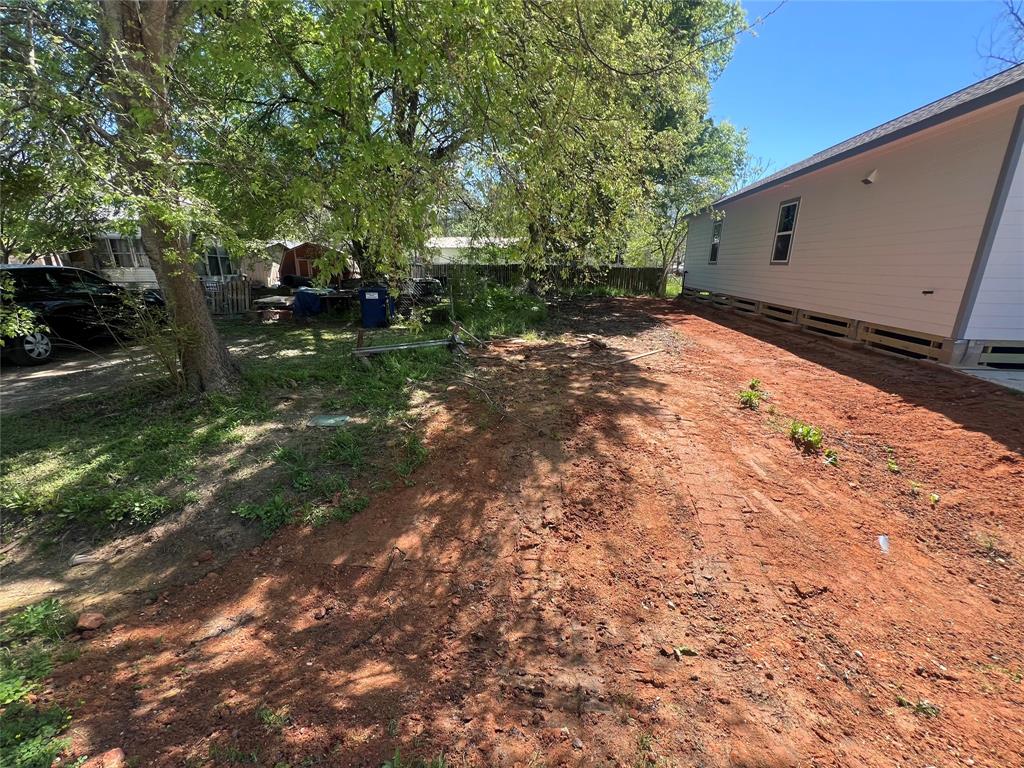 11538 Persimmon Street, Willis, Texas image 1