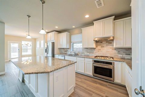 A home in Rosharon