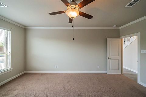A home in Rosharon