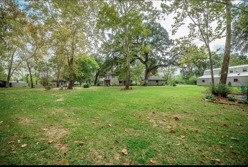 464 River Road, Angleton, Texas image 36