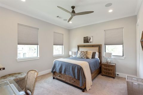 Single Family Residence in Bellaire TX 5202 Mimosa Drive 34.jpg