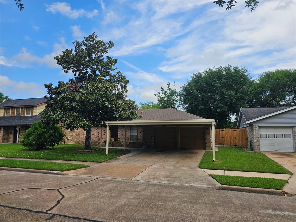 3433 Hickory Lane, Deer Park, Texas image 2
