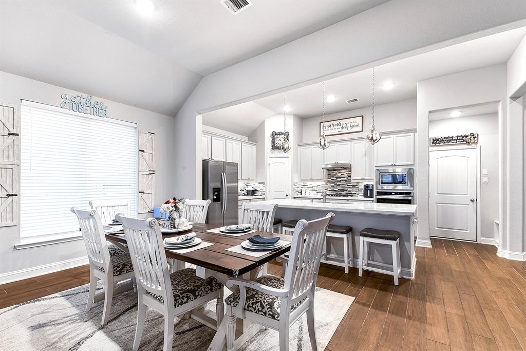 1907 Village Orchard Lane, Brookshire, Texas image 3