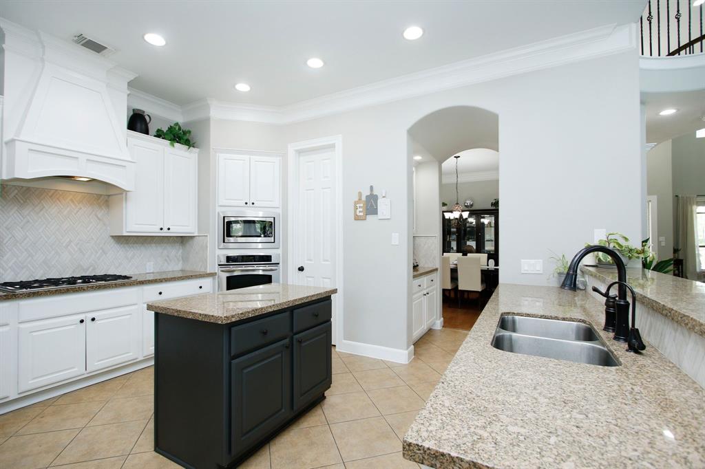 9303 Georgetown Glen Circle, Cypress, Texas image 20