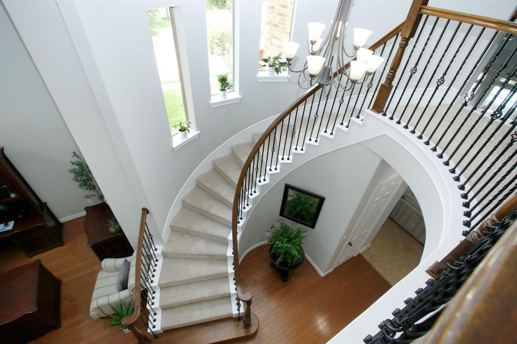 9303 Georgetown Glen Circle, Cypress, Texas image 9