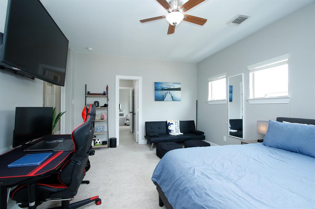 9303 Georgetown Glen Circle, Cypress, Texas image 32