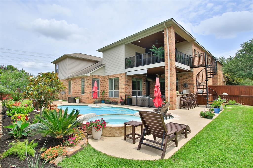 9303 Georgetown Glen Circle, Cypress, Texas image 2
