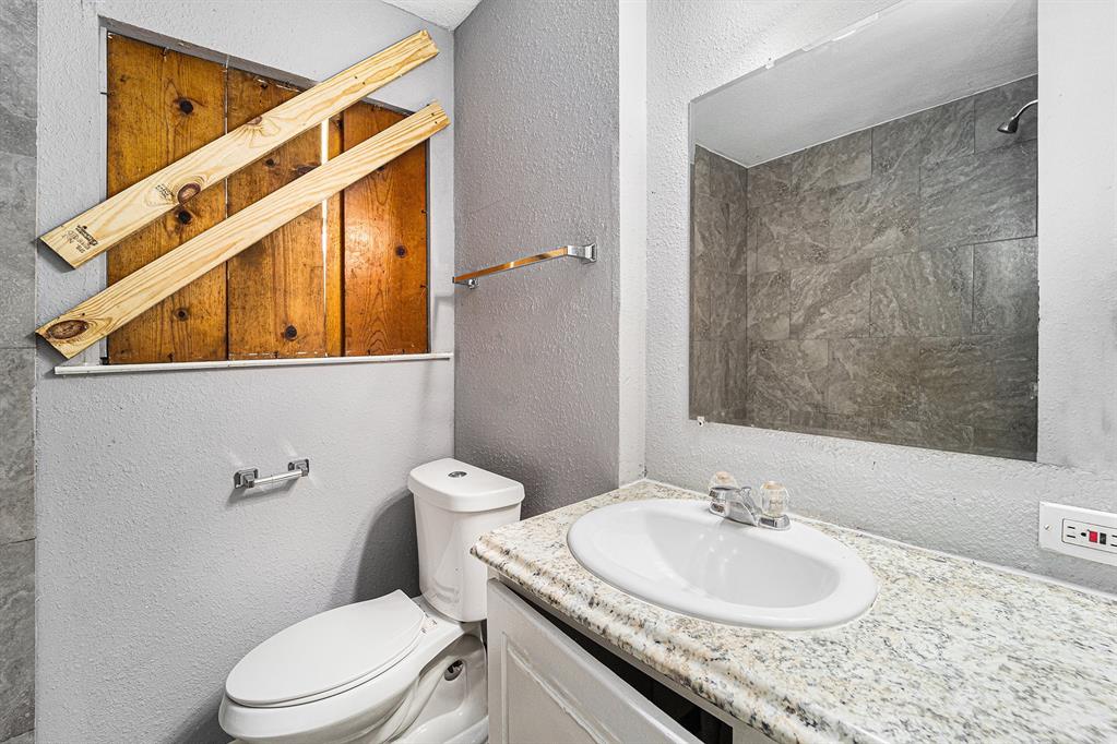 10509 Kelburn Drive, Houston, Texas image 14