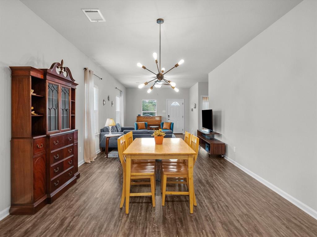2124 Holly Drive, Dickinson, Texas image 13