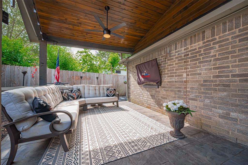 131 Breezy Shore Ct Court, Dickinson, Texas image 34