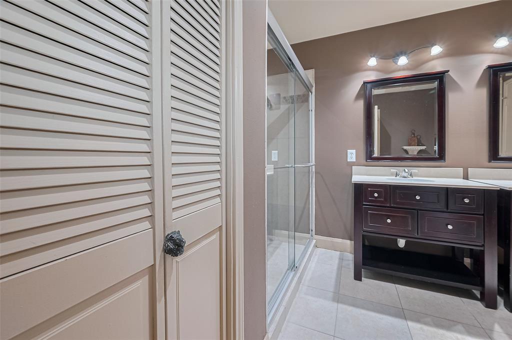 131 Breezy Shore Ct Court, Dickinson, Texas image 23
