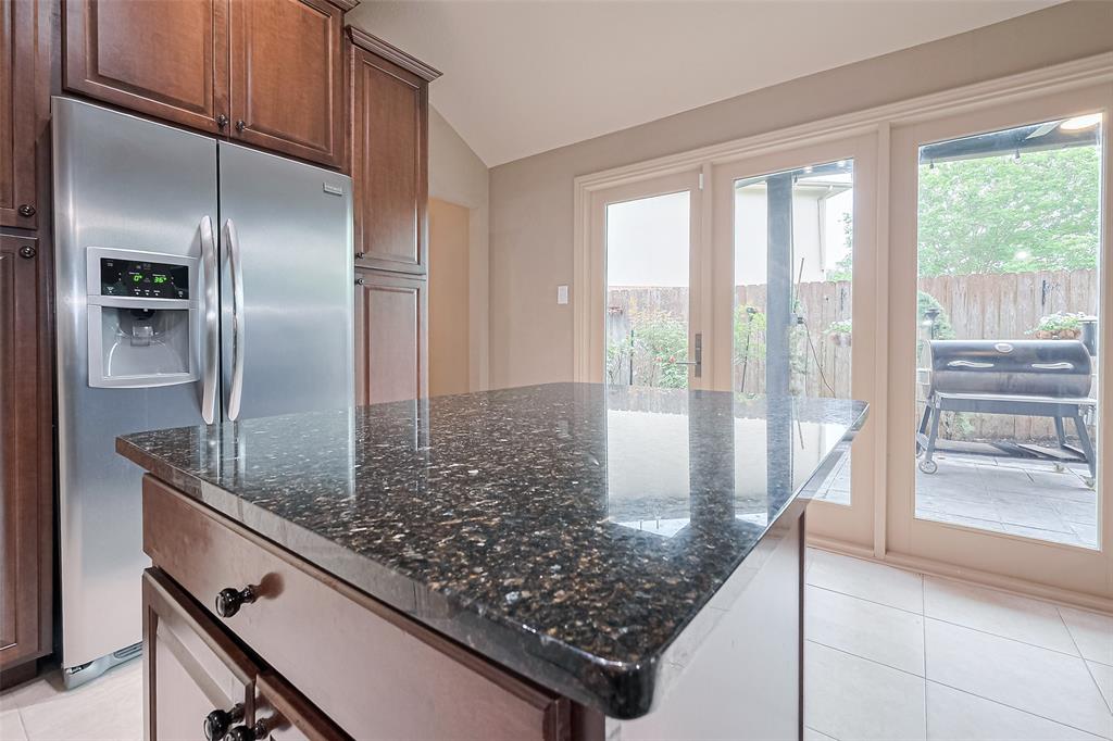 131 Breezy Shore Ct Court, Dickinson, Texas image 7