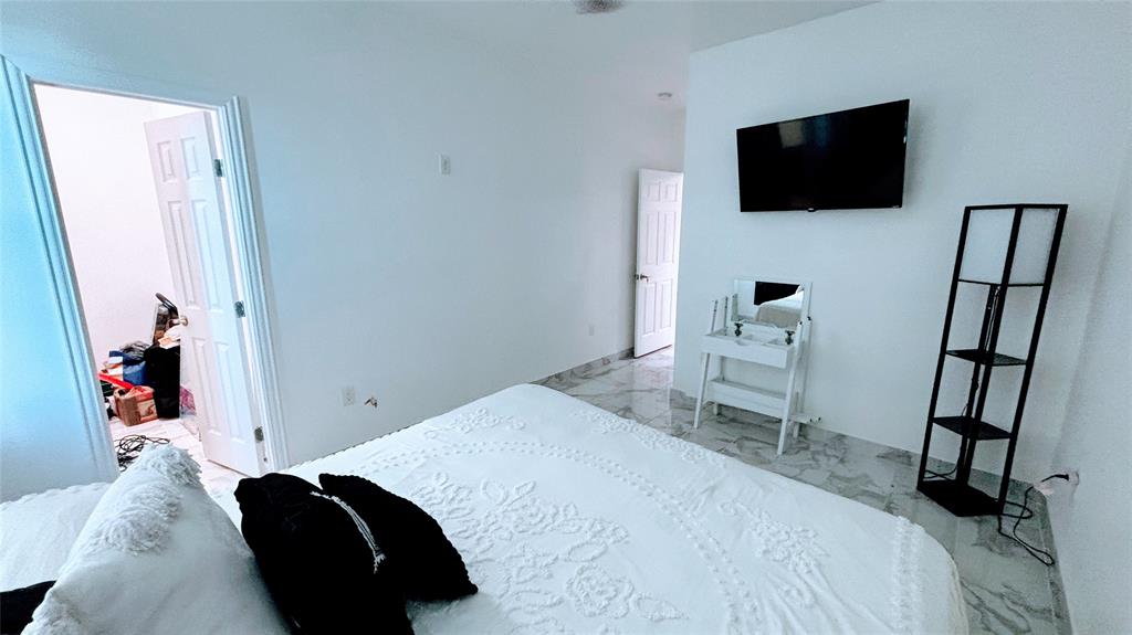 240 Road 5109, Cleveland, Texas image 33