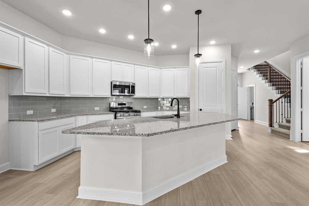 1507 Park Path Drive, Missouri City, Texas image 19