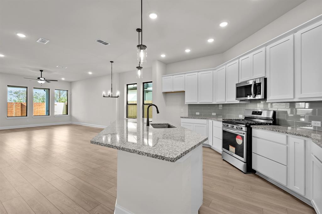 1507 Park Path Drive, Missouri City, Texas image 21