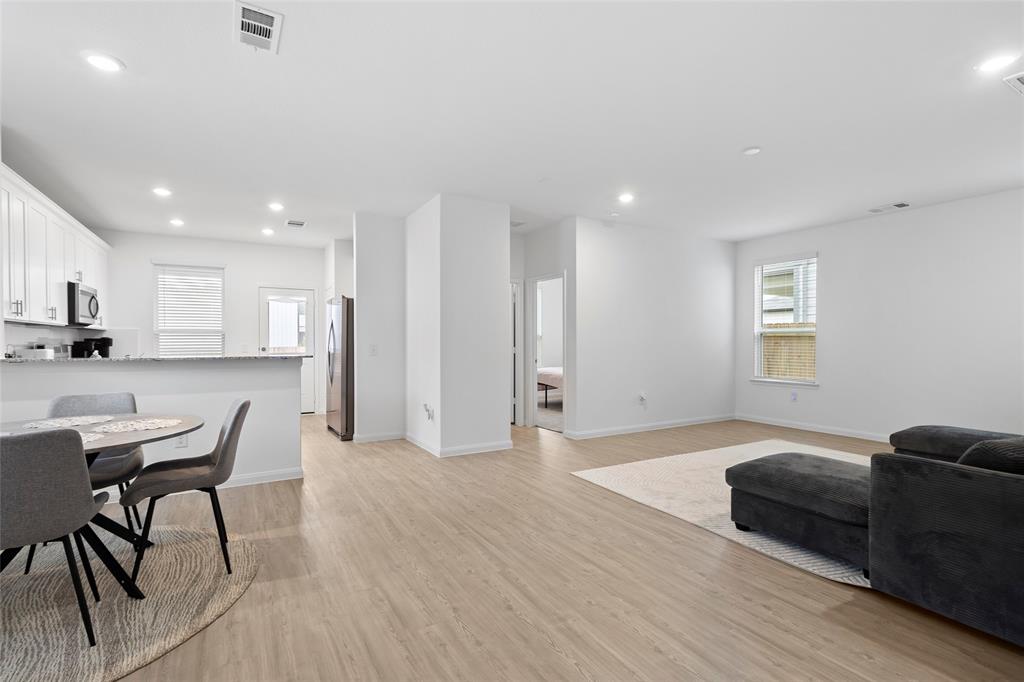 25442 Multiflora Drive