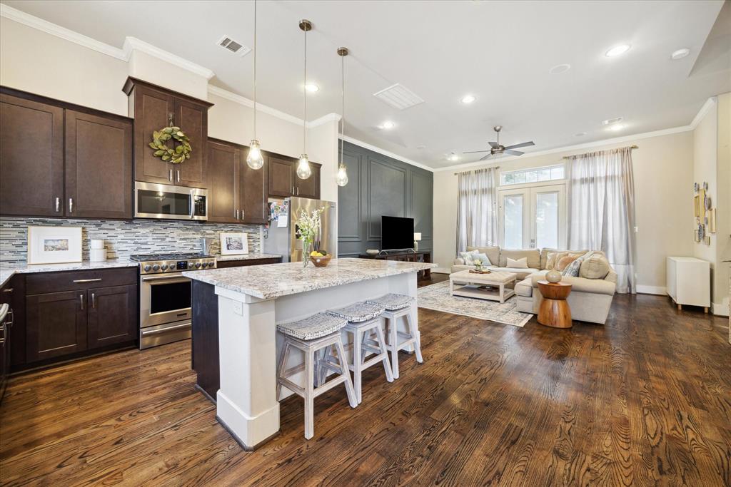 250 W 28th Street, Houston, Texas image 4