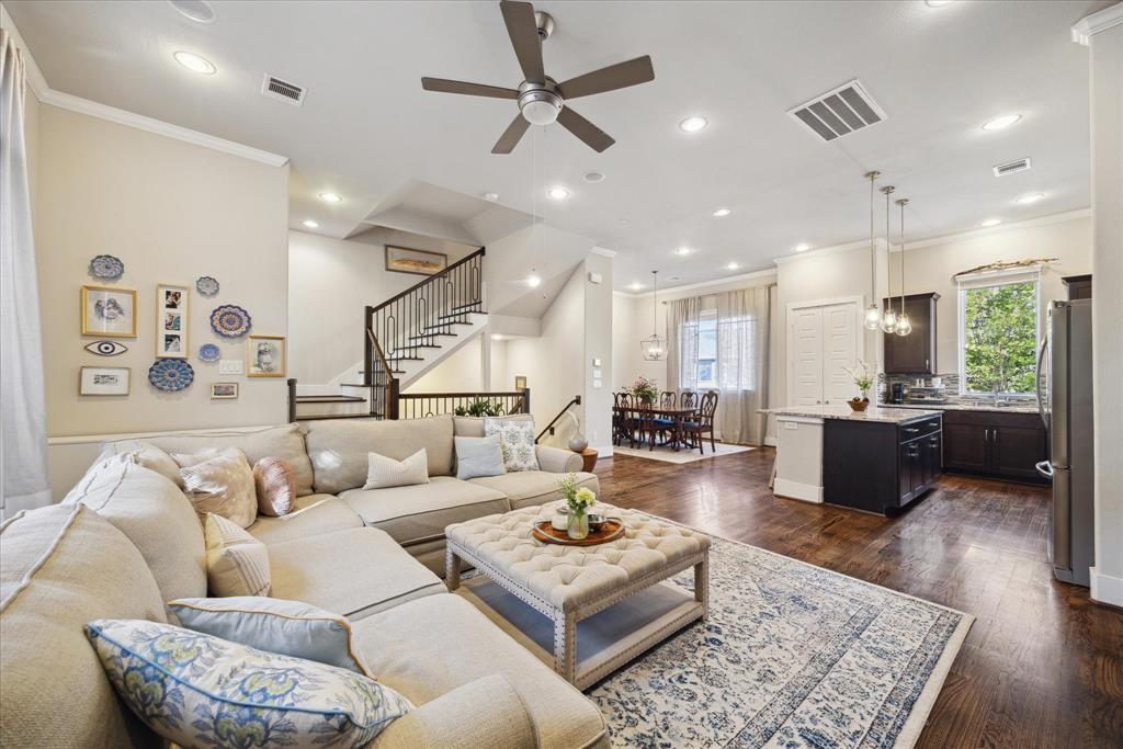 250 W 28th Street, Houston, Texas image 2