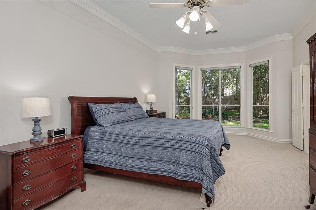 47 Webb Creek Place, The Woodlands, New York image 21