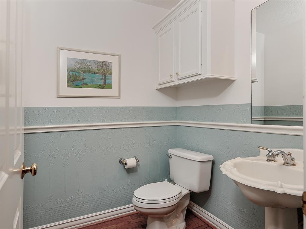 47 Webb Creek Place, The Woodlands, New York image 9