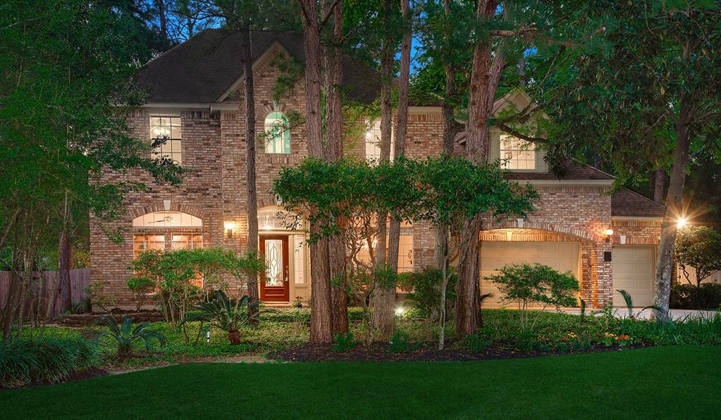 47 Webb Creek Place, The Woodlands, New York image 2