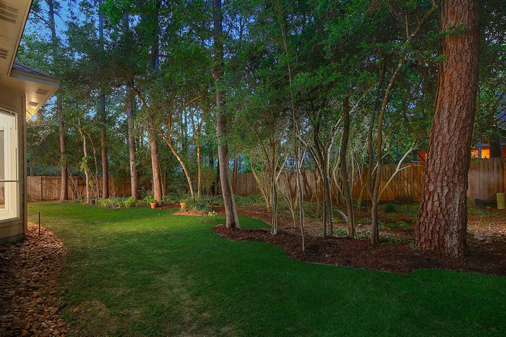 47 Webb Creek Place, The Woodlands, New York image 36