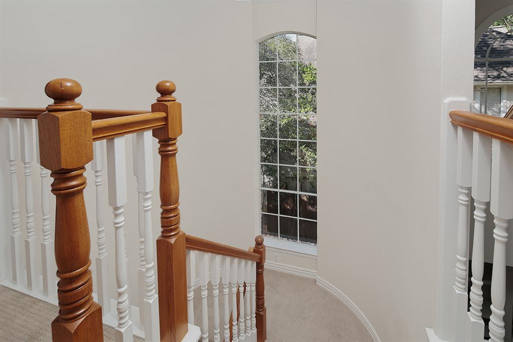 47 Webb Creek Place, The Woodlands, New York image 25