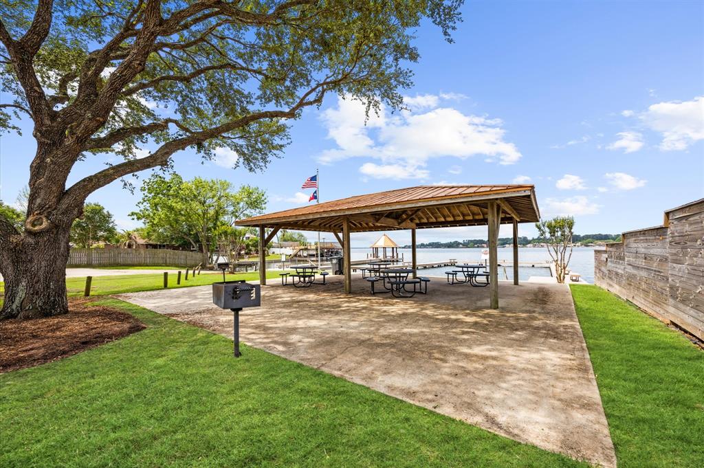 13349 Lake Breeze Lane