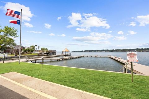 13349 Lake Breeze Lane Willis TX 77318