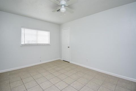 A home in Brookshire
