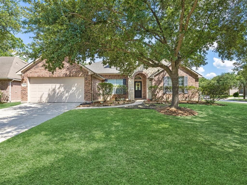 Photo of 14402 Cottage Timbers Lane, Houston, TX 77044 (MLS # 89141471)