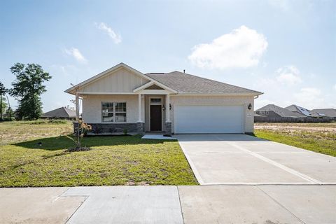 Single Family Residence in Cleveland TX 10348 Prairie Dunes Lane.jpg