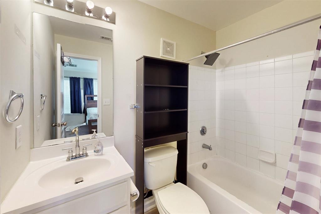 1725 Harvey Mitchell Parkway #221, College Station, Texas image 16