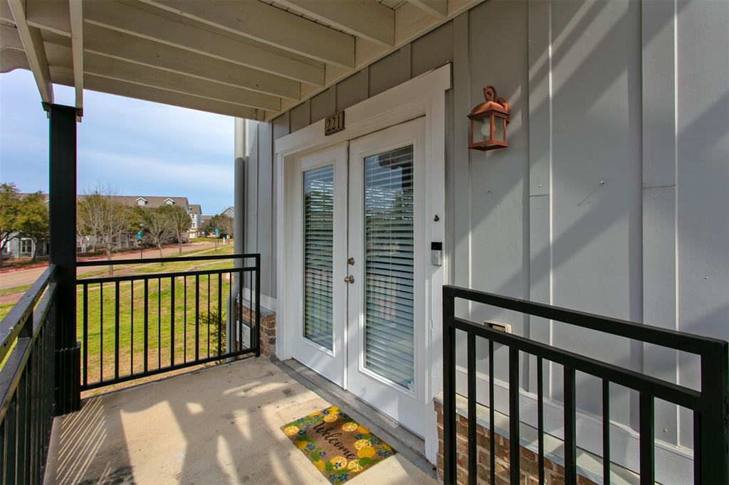 1725 Harvey Mitchell Parkway #221, College Station, Texas image 2