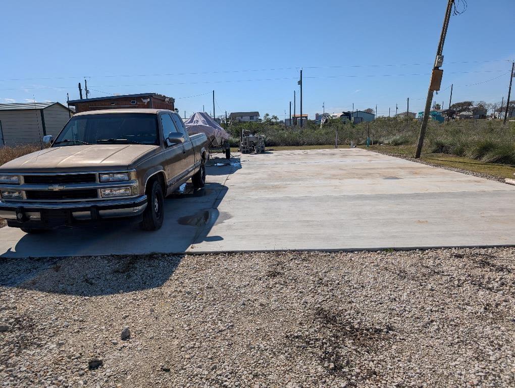 170 White Cap Street, Sargent, Texas image 8