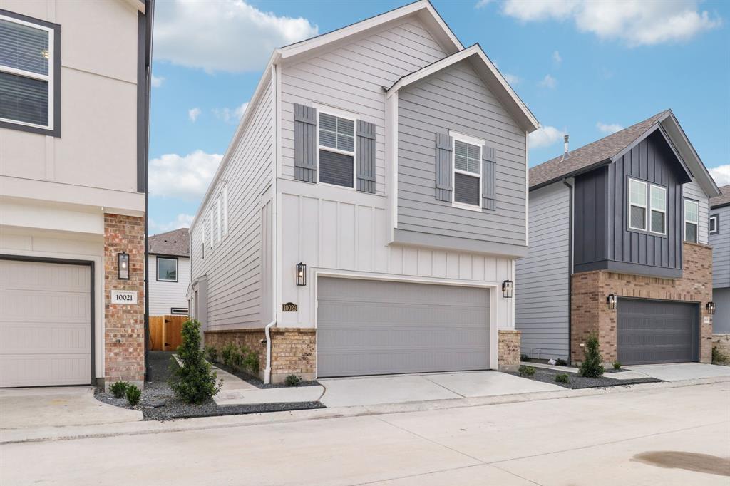 10025 Rustic Charm Street, Houston, Texas image 4