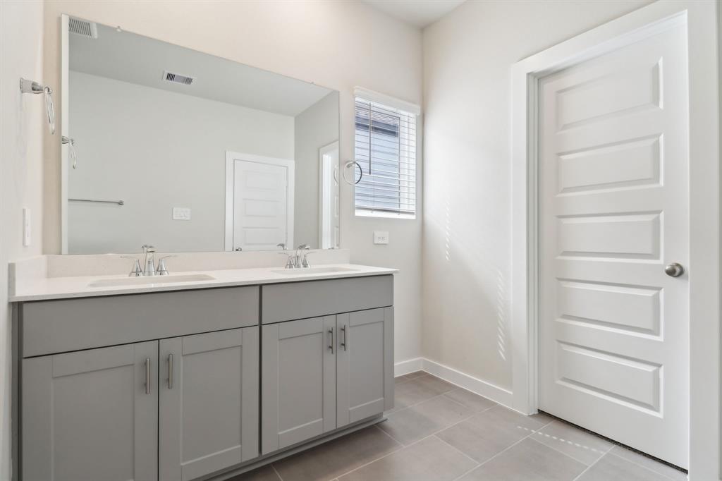 10025 Rustic Charm Street, Houston, Texas image 25
