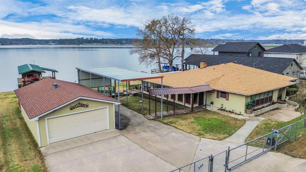 292 Kickapoo Dr Dr, Livingston, Texas image 1