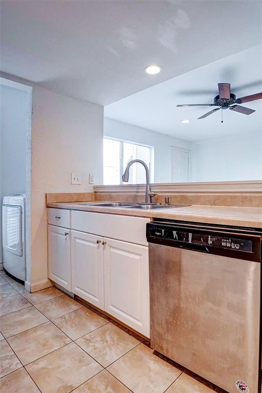 781 Country Place Drive #2040, Houston, Texas image 11