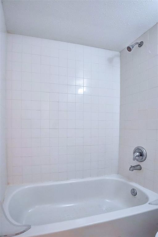 781 Country Place Drive #2040, Houston, Texas image 27