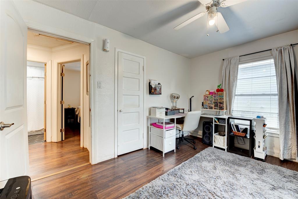 708 Gresham Street, Baytown, Texas image 21