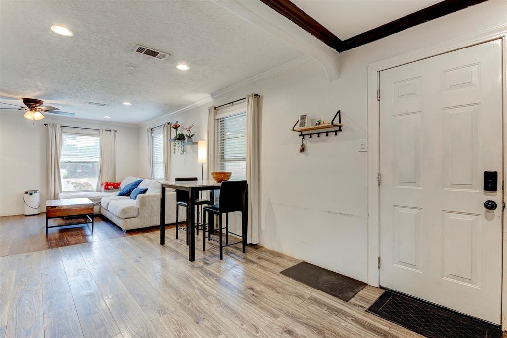 708 Gresham Street, Baytown, Texas image 8