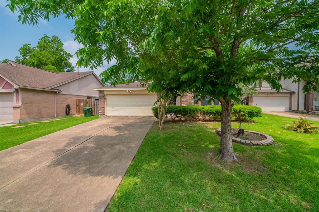 19914 Big Timber Drive, Humble, Texas image 1