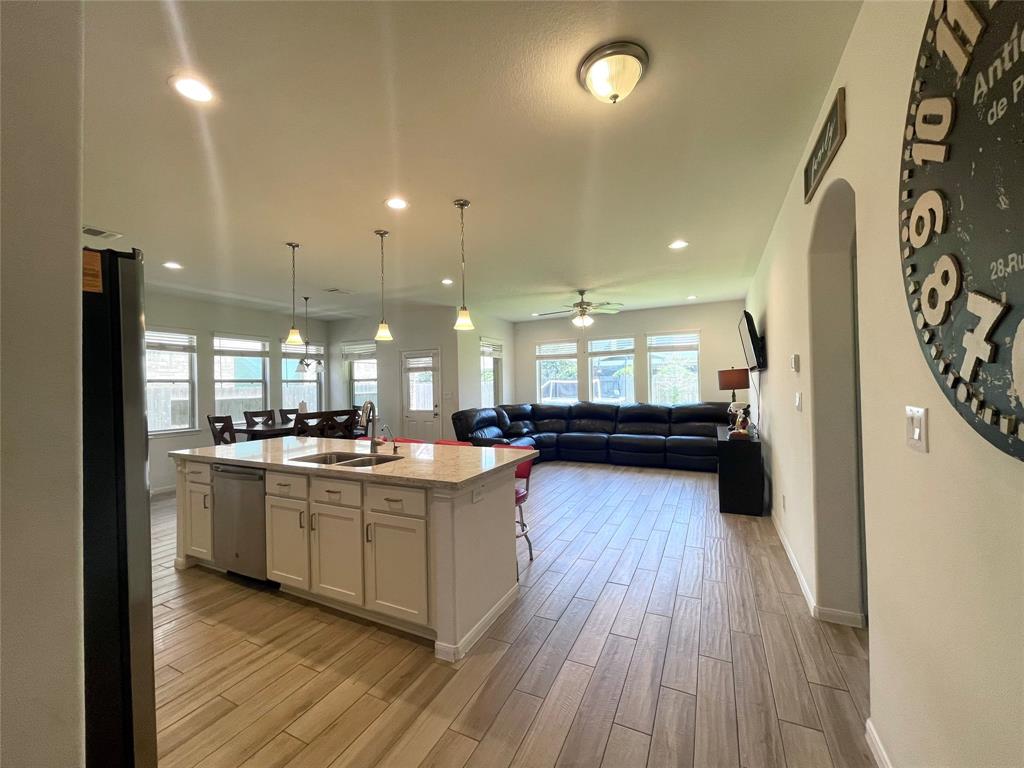 4310 Sandhill Terrace Lane