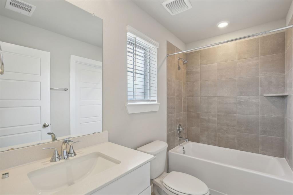 125 Bay Bridge Court, Montgomery, Texas image 37