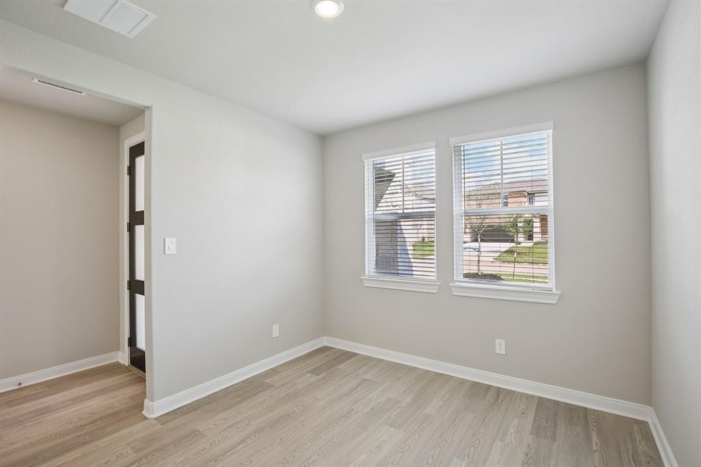 125 Bay Bridge Court