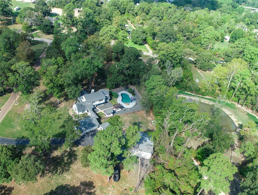 8526 Oakwood Drive