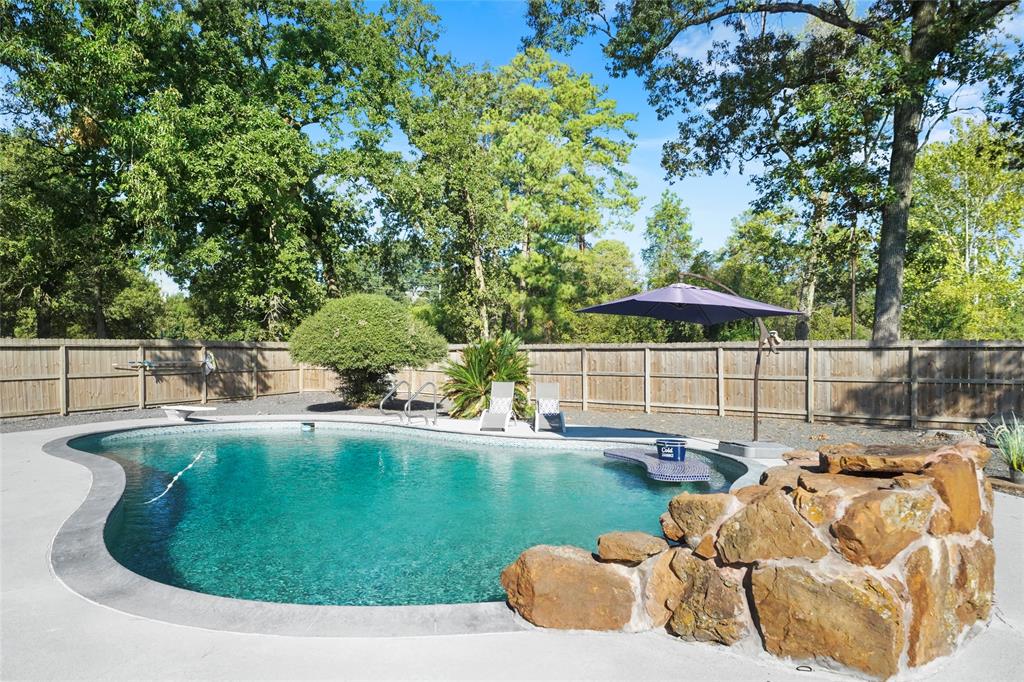 8526 Oakwood Drive, Magnolia, Texas image 7