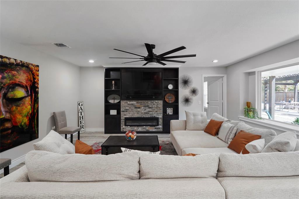 8526 Oakwood Drive, Magnolia, Texas image 21