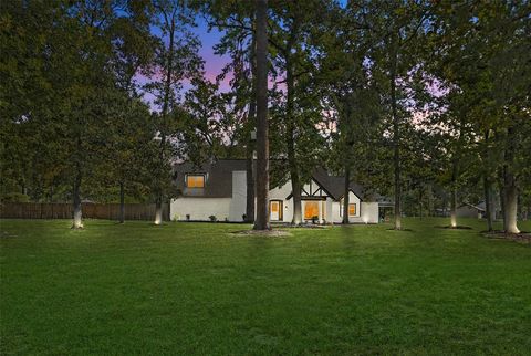 8526 Oakwood Drive Magnolia TX 77354